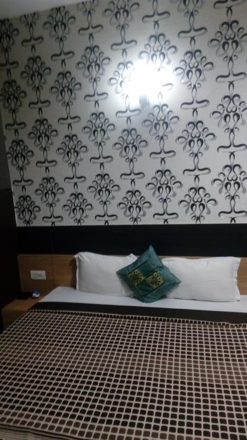 Hotel Desire Hisār Екстериор снимка